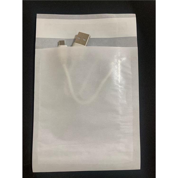 服装纸袋批发价 欢迎来电咨询 福田圣诞纸袋