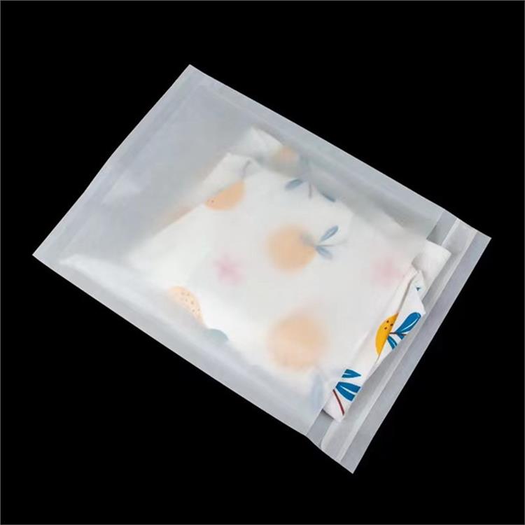 圣诞纸袋批发 欢迎来电咨询 坪山淋膜纸袋电话