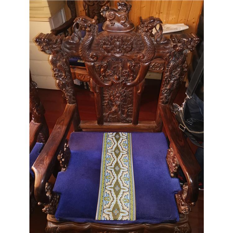 上海长宁区老红木家具高价回收估价