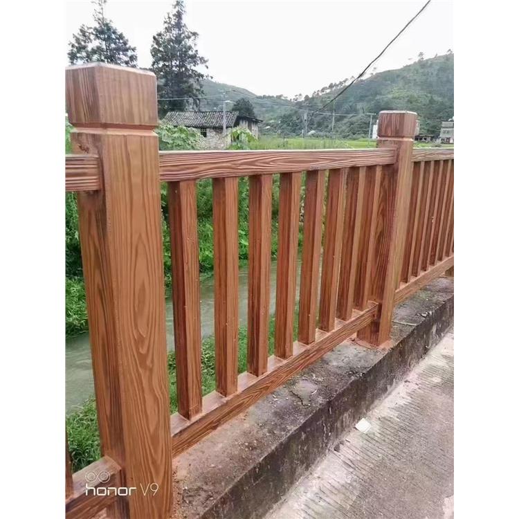 太原水泥仿木围栏