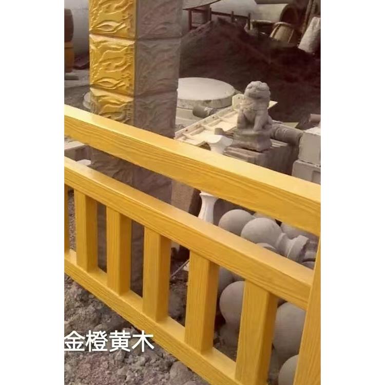 拉萨水泥仿木3-8护栏
