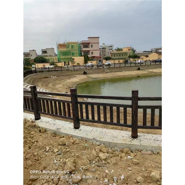 成都仿藤异形护栏