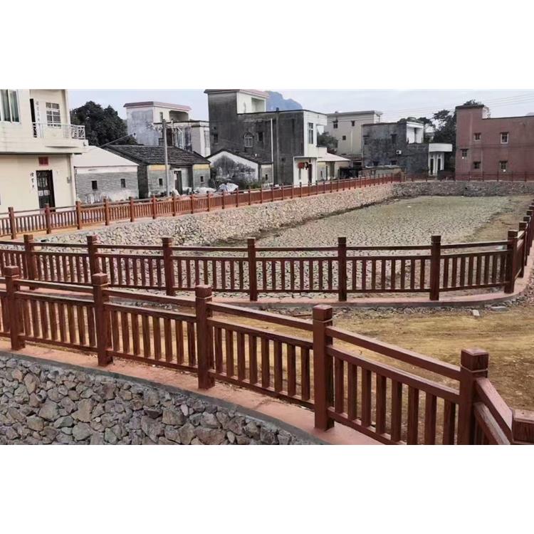 拉萨仿藤异形护栏
