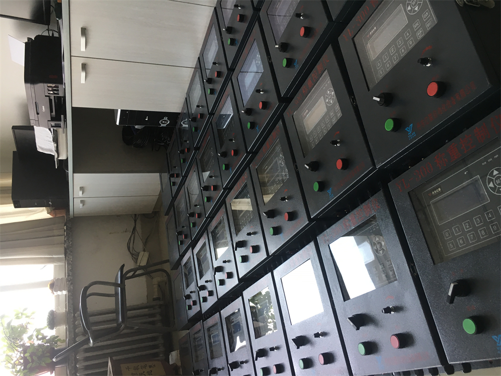 沈阳自动校秤焦化称重仪表 配件 液晶触摸屏定量称重仪表