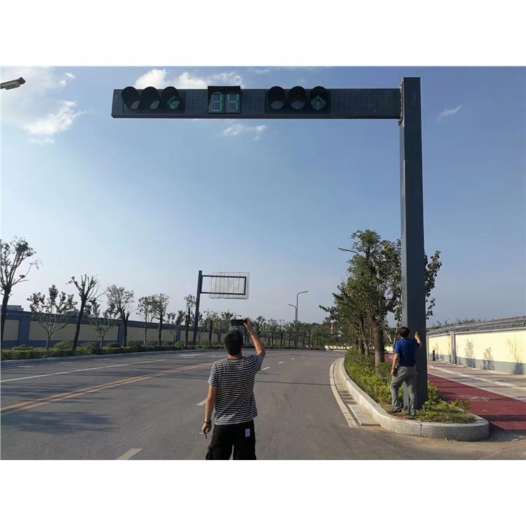 安防八棱杆 接地