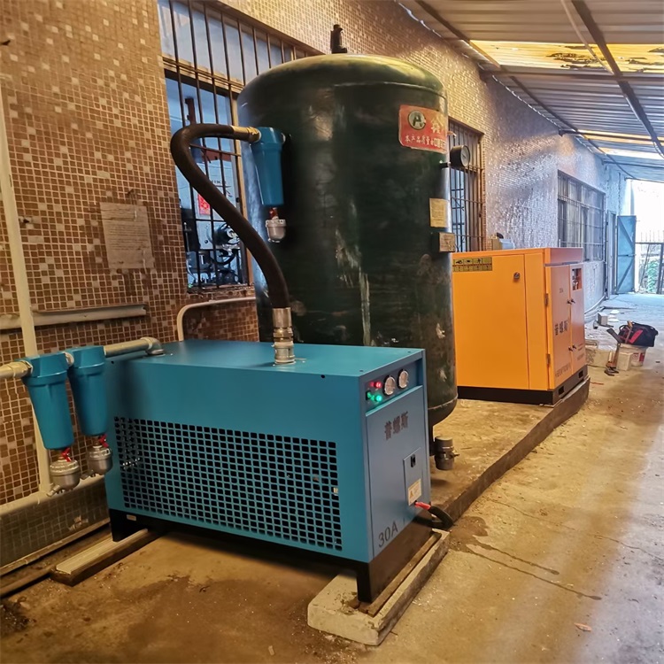 龙城粤强冷冻式干燥机工作原理