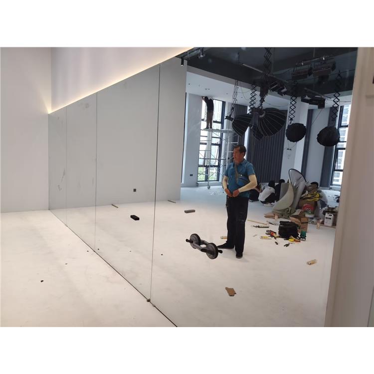 鄠邑区健身房镜子定制安装24 小时 镜子定制维修补裂